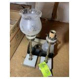 PAIR OF DECORATIVE TABLE LAMPS, 15 IN TALL, APPEAR
