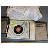 ZENITH SOLID STATE STEREOPHONIC PORTABLE RECORD PL