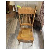VINTAGE PRESSED BACK RATTAN SEAT CHAIR, 18 IN SEAT