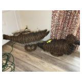 PAIR OF GRAPE VINE DECORATIVE STATUES, DUCK 36 IN