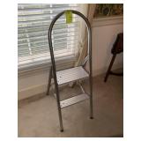 METAL STEP STOOL