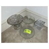 GROUP OF GLASS SERVING PLATES, CENTERPIECE BOWL, E
