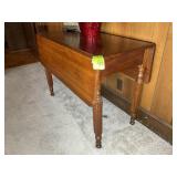 WOODEN DROP LEAF TABLE, 39.5 IN X 17.5 IN X 28 IN