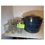 SMALL CANNING POT, CANNING JARS, LIDS
