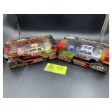 PAIR OF RACING CHAMPIONS 1/24 SCALE DIE-CAST STOCK