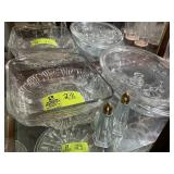 GROUP OF CLEAR GLASS DISHES, CASSEROLE DISH, DEVIL