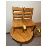 KIDS TABLE WITH TWO CHAIRS, 29 IN ROUND X 23 IN TA