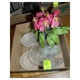 BOX WITH DECORATIVE GLASS ITEMS, CANDY DISHES, CAK