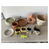 GROUP OF FLOWER POTS