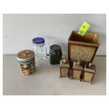 GROUP INCLUDING BATHROOM Dï¿½COR AND CANISTERS