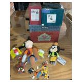 GROUP OF DISNEY THEMED ITEMS, GOOFY FIGURINES, GOO