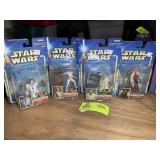 GROUP OF STAR WARS THEMED ITEMS, STORAGE CUBE AND