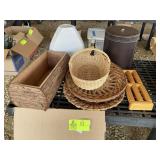 GROUP OF BASKETS, VASE, AND MISC DECORATIVE ITEMS