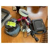 MISC GROUP INCLUDING REMINGTON TRIMMERS, CONAIR C