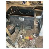 PULL BEHIND DUMPING LAWN TRAILER