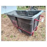 RUBBERMAID ROLLIND PLASTIC HOPPER