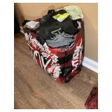 BAG WITH RUGS AND TOWELS
