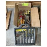 BOX WITH WOOD CHISEL SET, MISC SAWS