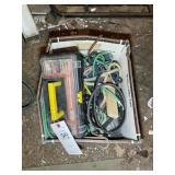BOX OF BUNGEE CORDS
