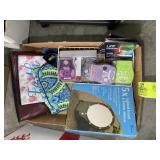 GROUP INCLUDING SCENTSY WAX MELTS
