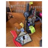 GROUP OF MISC KITCHEN UTENSILS, KNIFE BLOCK, HONEY