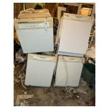 GROUP OF 4 GE DISHWASHERS, UNKNOWN CONDITION
