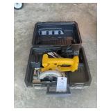 DEWALT CORDLESS CIRCULAR SAW DW936, CHARGER, NO BA