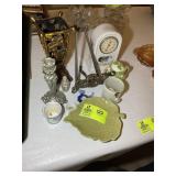 GROUP OF DECORATIVE ITEMS, PS MANTLE CLOCK, CANDLE