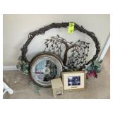 GROUP OF DECORATIVE ITEMS, WREATH, CLOCK, FRAMED A