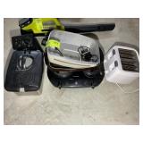 GROUP OF MISC KITCHEN APPLIANCES, DUAL TOASTER, GE