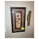 GROUP INCLUDING DECORATIVE WALL HANGINGS, FRAMED P