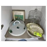 BOTTOM LEFT SHELF OF CABINET INCLUDING SERVING DIS