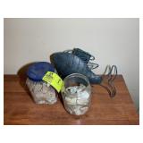 GROUP INCLUDING SEA SHELLS AND GLASS, DECORATIVE F