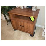 TWO DOOR TV STAND, 29.5 IN X19.5 IN X 27 IN