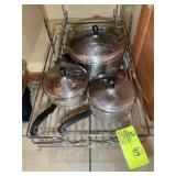 GROUP OF FARBERWARE POTS WITH LIDS