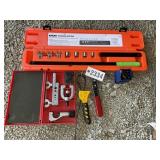 GROUP INCLUDING OIL FILTER WRENCHES, FLARING TOOL,