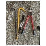 GROUP OF PRY BARS, BOLT CUTTERS, ETC