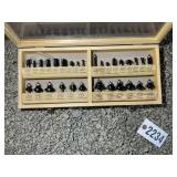 ROUTER BIT SET IN WOOD BOX