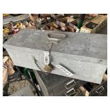 VINTAGE US GALVANIZED BOX 22 IN X 8 IN X 7 IN, WIT