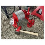 WORM GEAR WINCH WITH CABLE AND CABLE CUTTER