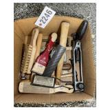 GROUP OF HAND TOOLS, HAMMER, RASPS, ETC