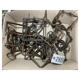 GROUP OF VINTAGE BODY GRIP TRAPS, 4.5 IN