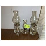 GROUP OF CLEAR GLASS OIL LAMPS, 10 IN AND 15.5 IN