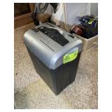 AMAZON PAPER SHREDDER