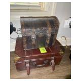 GROUP OF DECORATIVE STORAGE BOXES, 8 IN AND 10 IN