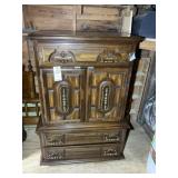 3 DRAWER TWO DOOR AMERICAN DREW DRESSER ARMOIRE, 4