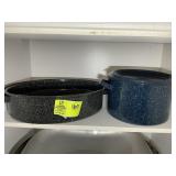 PAIR OF ROASTING PANS