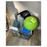 GROUP OF PLASTIC STORAGE CONTAINERS