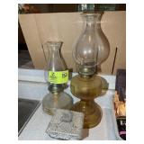 PAIR OF VINTAGE OIL LAMPS