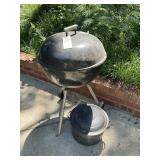 WEBBER CHARCOAL GRILL AND CANNING POT WITH HOLES I